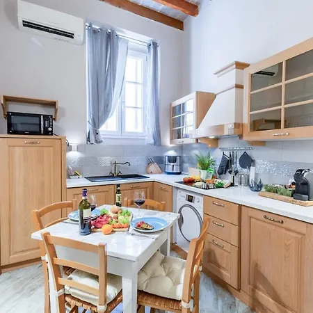 Apartment Charme Of Duomo